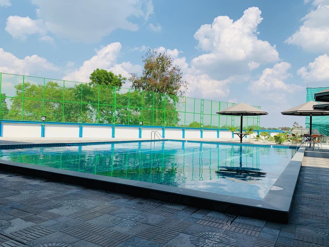 Hotel โรงแรมมาลินี